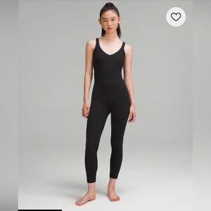 Lululemon NWT Align bodysuit 25” Black Size 10